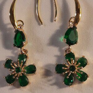Brand New Dazzling Earrings, Xmas Jewelry